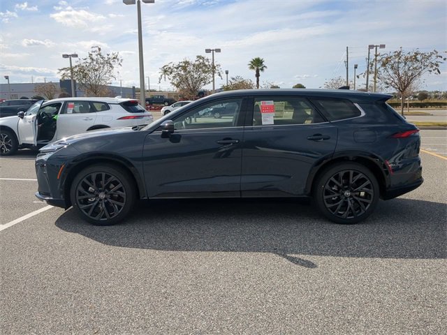 New 2026 Toyota Crown Signia image 7