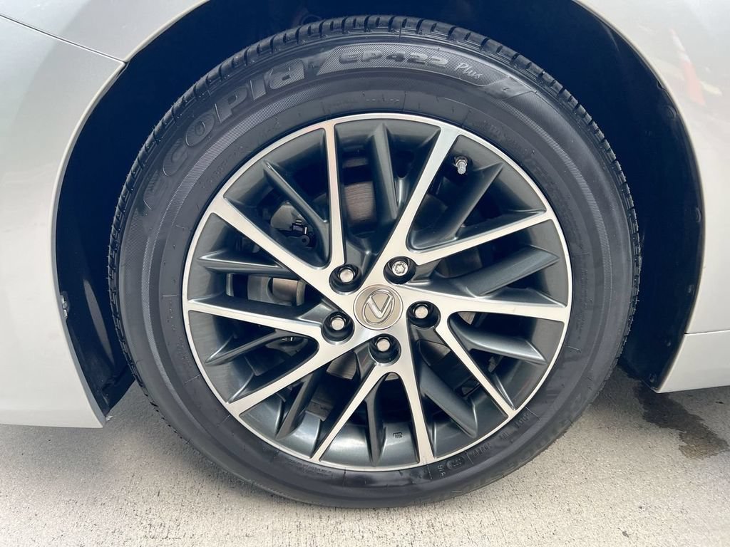 Used 2017 Lexus ES 350 w/ Luxury Package FWD image 9