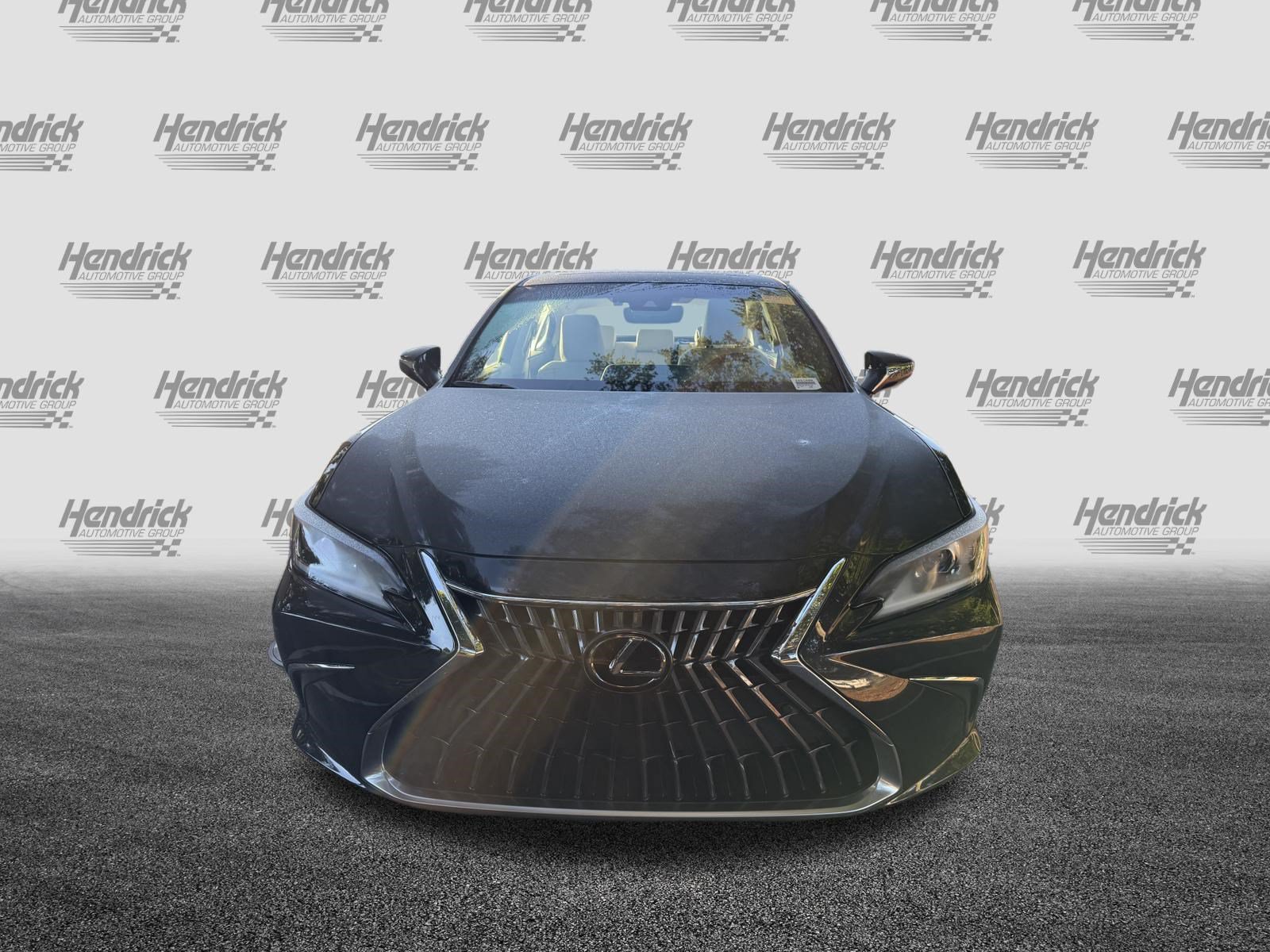 Used 2025 Lexus ES 350 w/ Premium Package FWD image 3