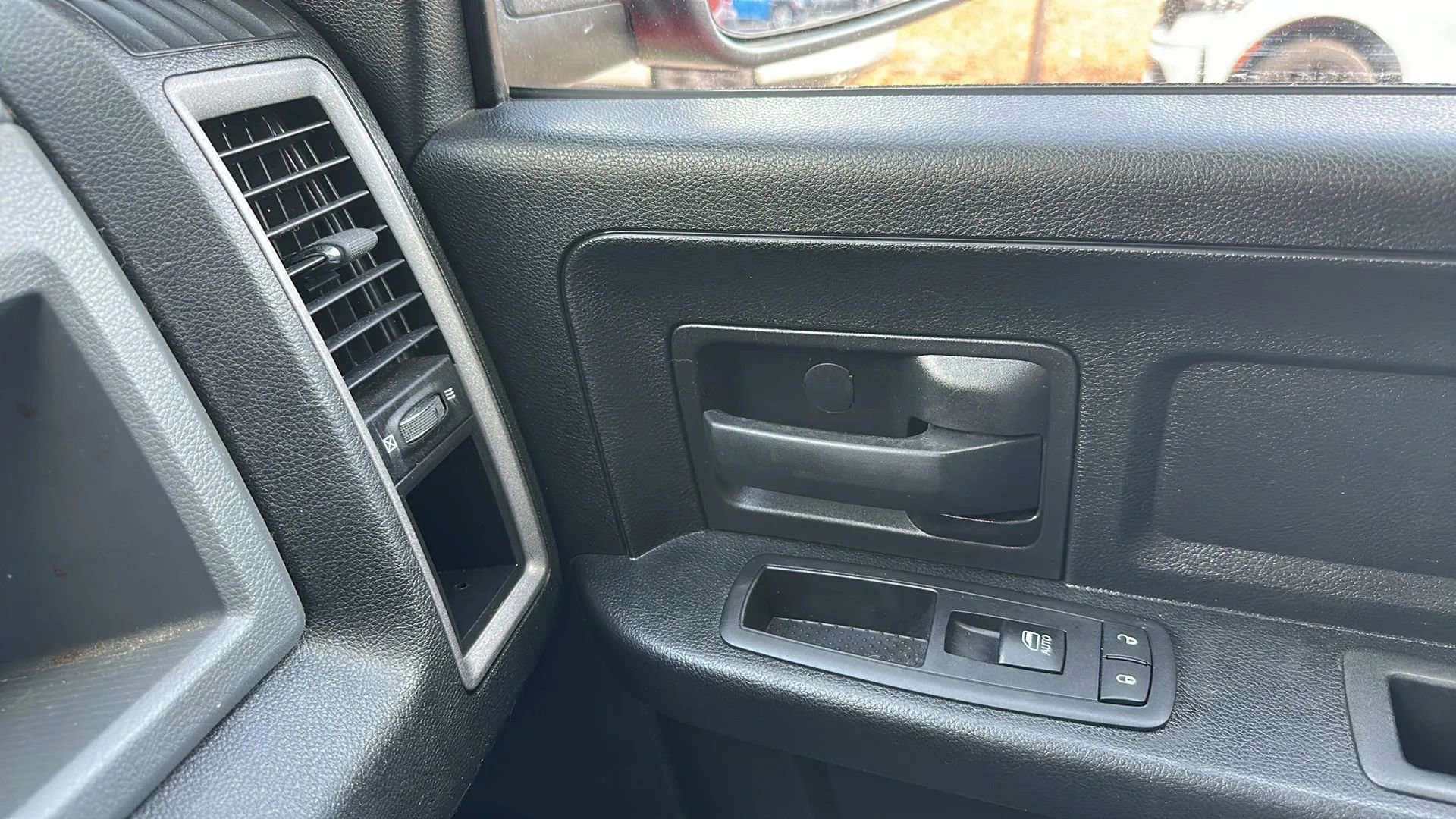 Used 2014 RAM 1500 Tradesman w/ Popular Equipment Group image 42