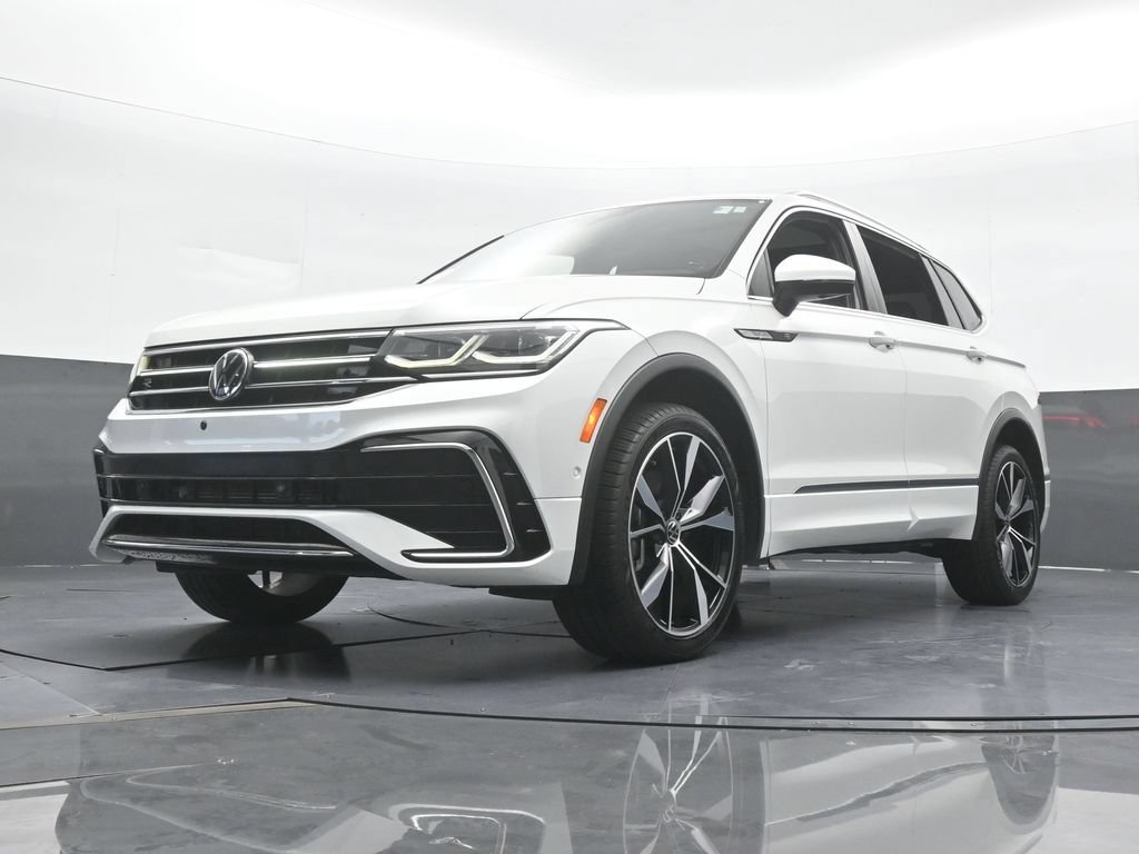 Used 2023 Volkswagen Tiguan SEL R-Line AWD/4WD image 64