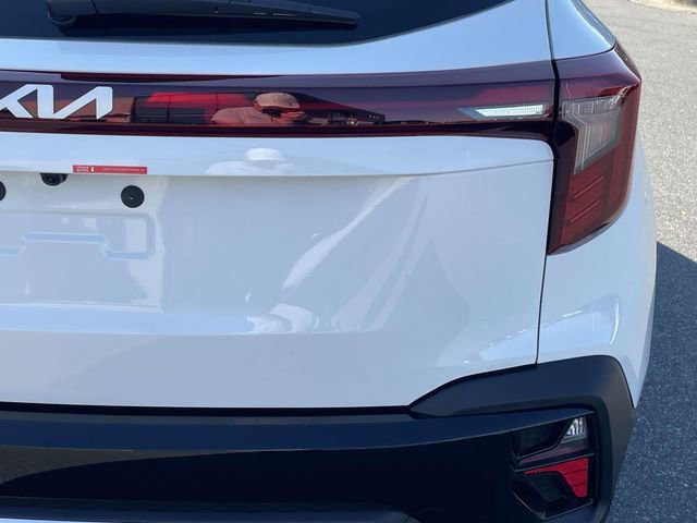 New 2026 Kia Seltos S image 11
