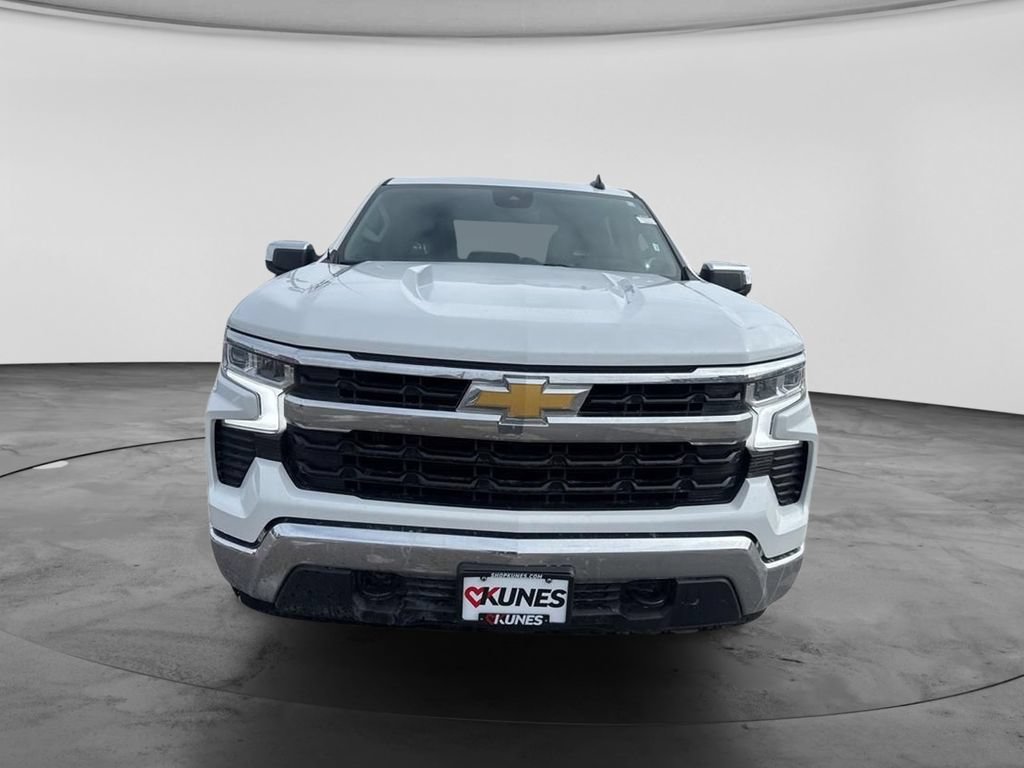 Used 2025 Chevrolet Silverado 1500 LT w/ Work Truck Package AWD/4WD image 5