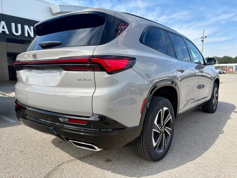 New 2026 Buick Enclave Sport Touring image 4