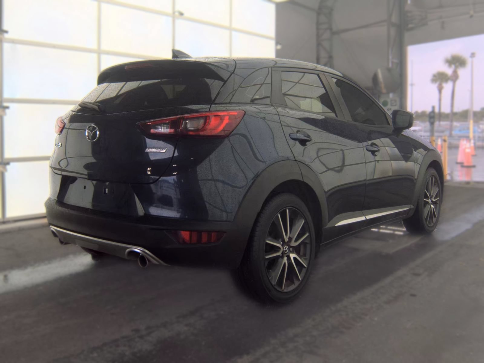 Used 2018 MAZDA CX-3 Grand Touring FWD image 3