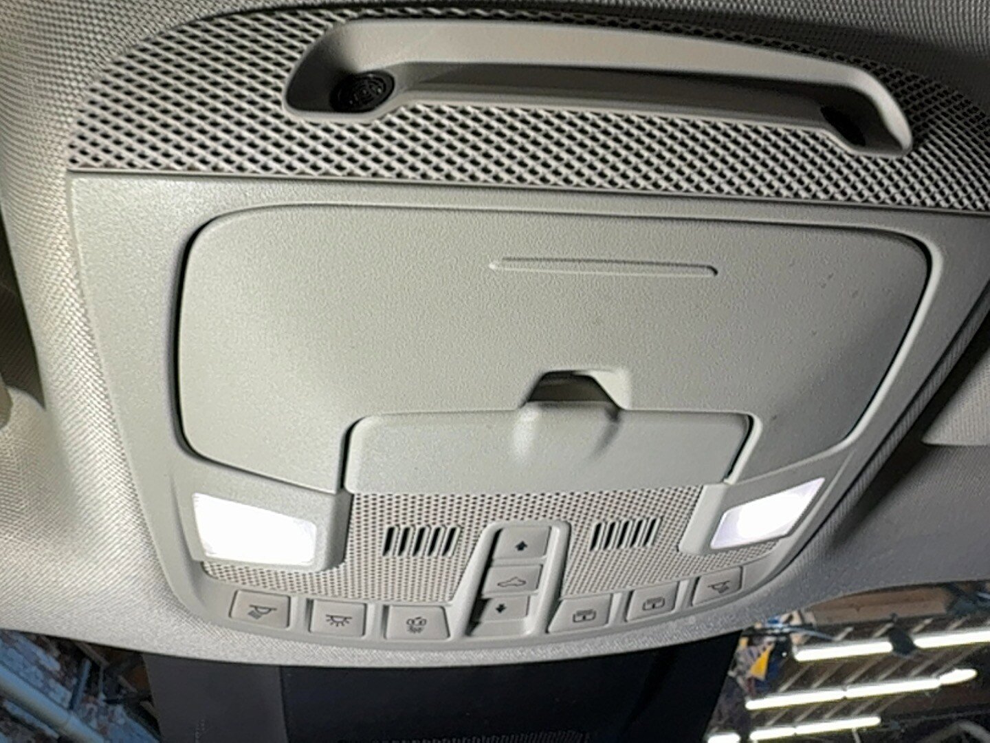 Used 2020 Ford Expedition XLT w/ Equipment Group 202A AWD/4WD image 51
