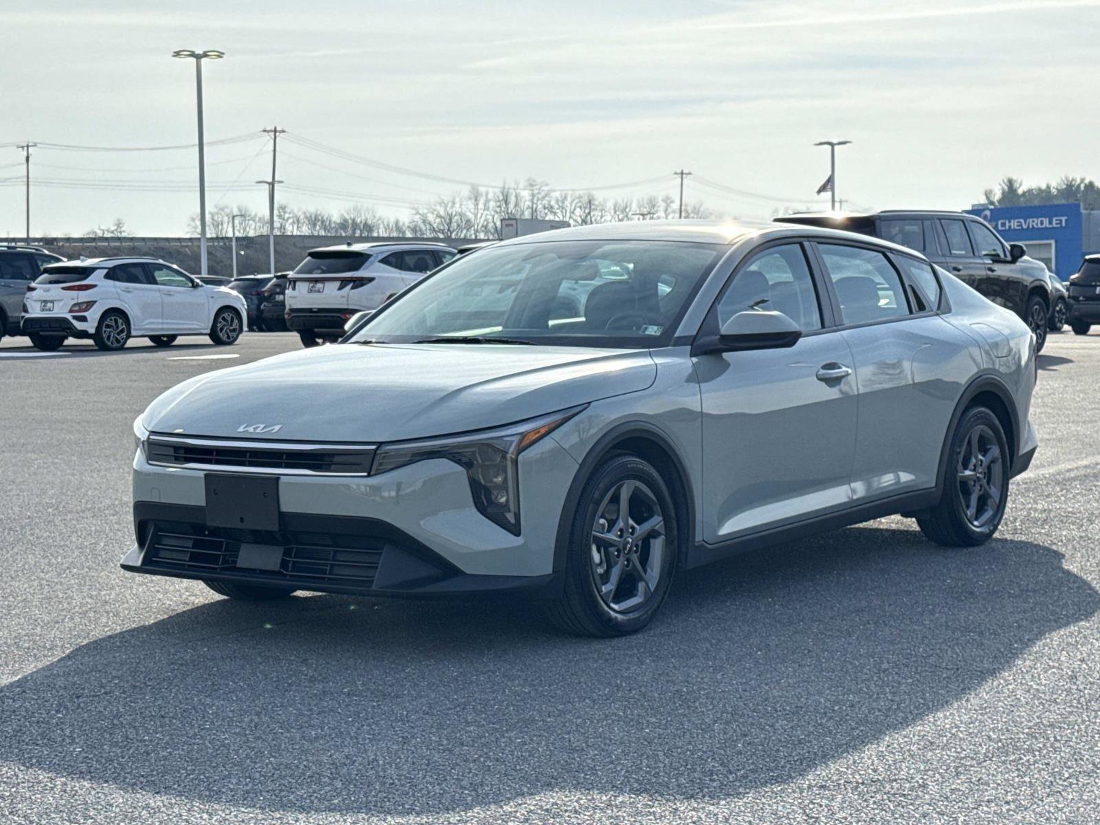 Used 2025 Kia K4 LXS image 27