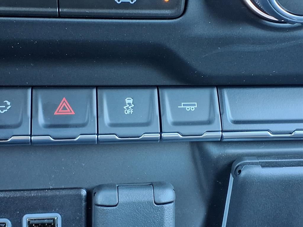 New 2026 Chevrolet Silverado 1500 Custom w/ Turbomax Blackout Package image 10