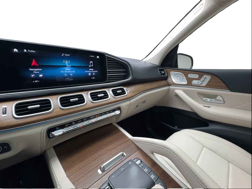 Used 2021 Mercedes-Benz GLE 350 w/ AMG Line Exterior image 42