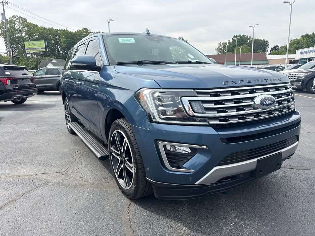 Used 2019 Ford Expedition Limited w/ Special Edition Package AWD/4WD image 4