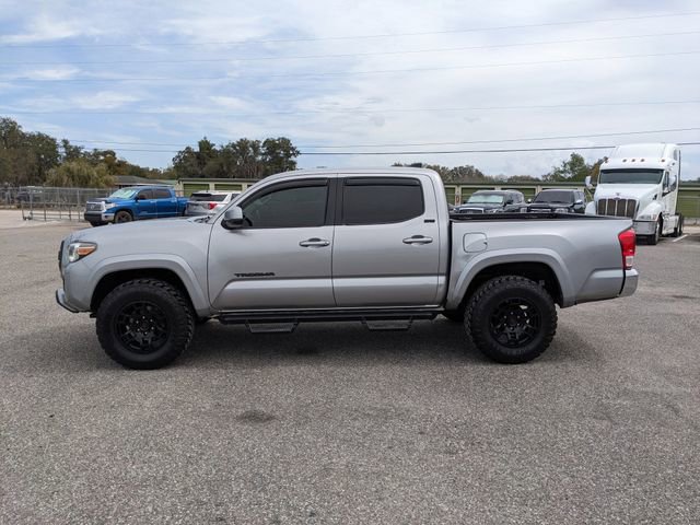 Used 2017 Toyota Tacoma SR5 w/ Tow Package image 7
