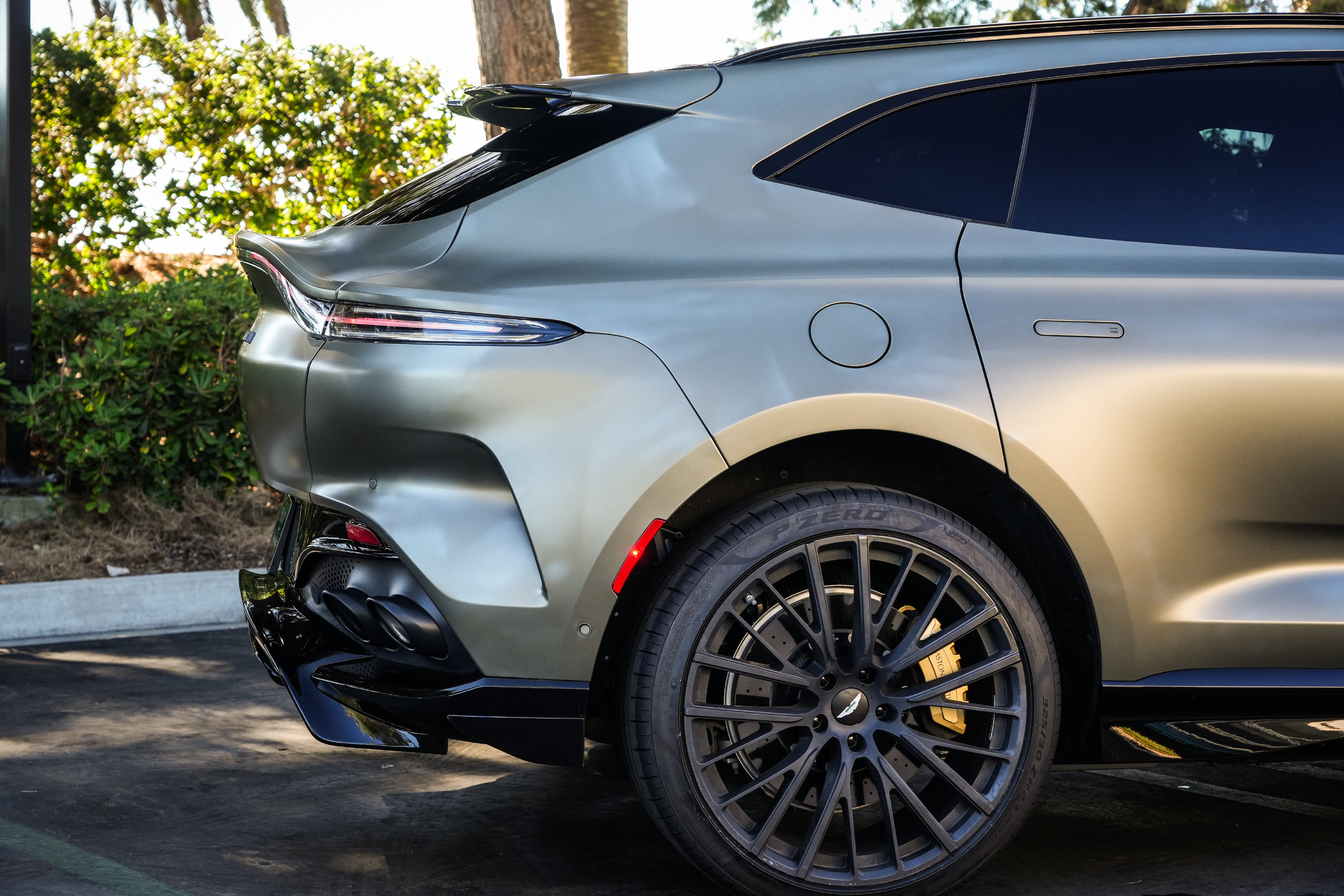 Used 2024 Aston Martin DBX 707 AWD/4WD image 25