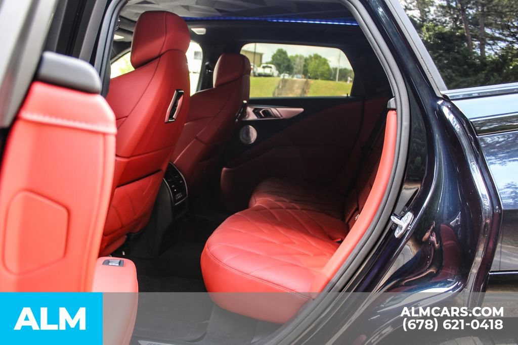 Used 2023 BMW XM AWD/4WD image 16