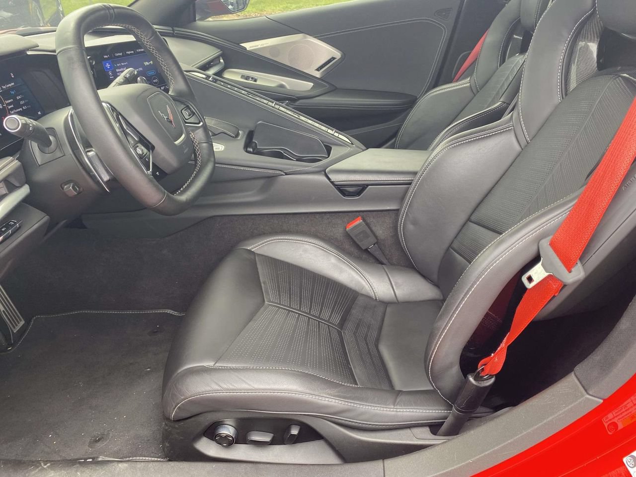 Used 2023 Chevrolet Corvette Stingray Preferred Cpe w/ Z51 Performance Package RWD image 10