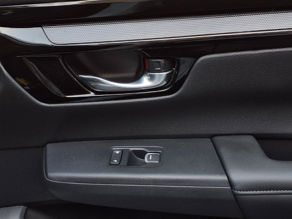Used 2025 Honda CR-V EX-L image 39