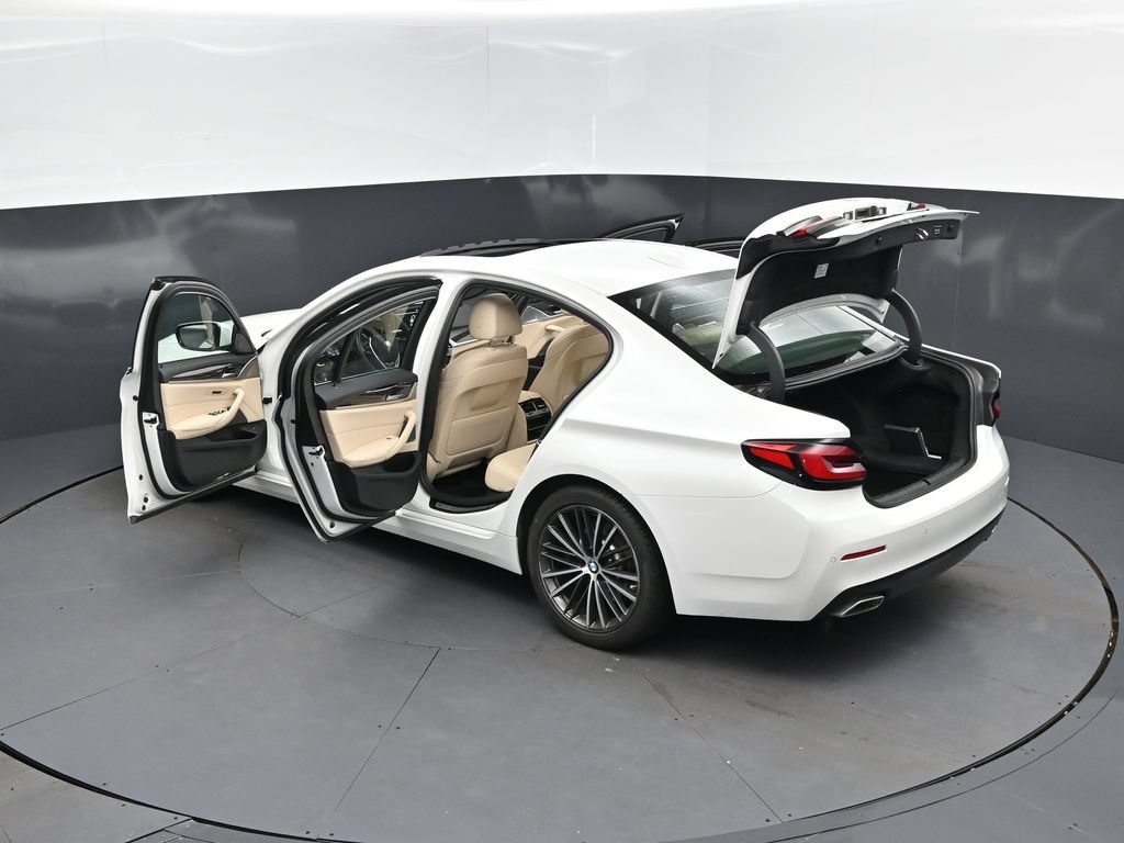 Certified 2023 BMW 530i w/ Premium Package RWD image 47