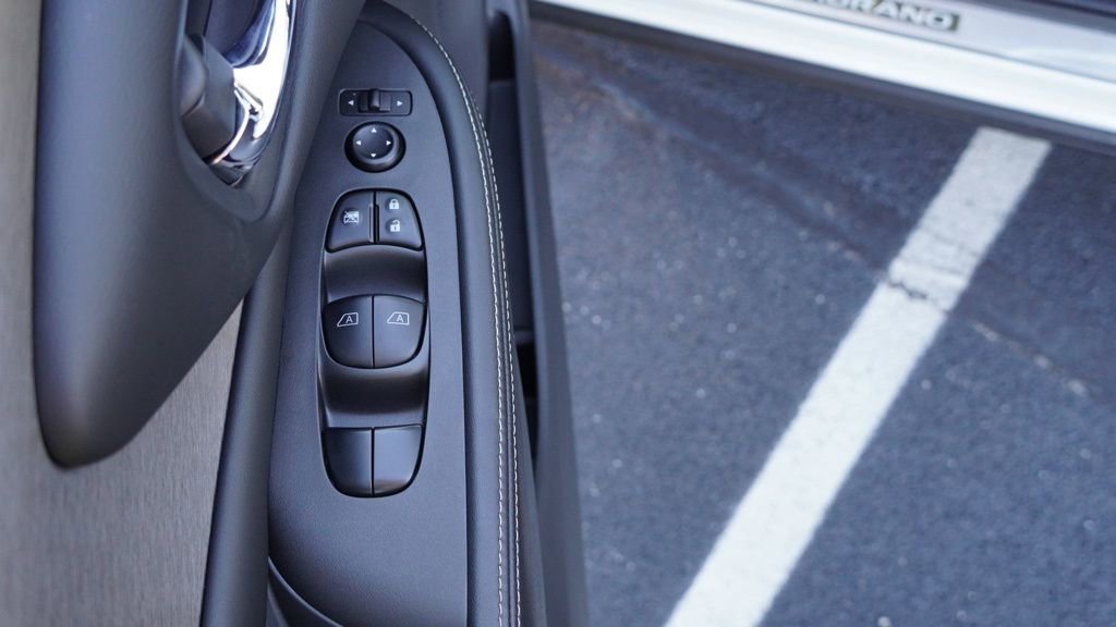 Used 2024 Nissan Murano SV w/ SV Midnight Edition Package image 15