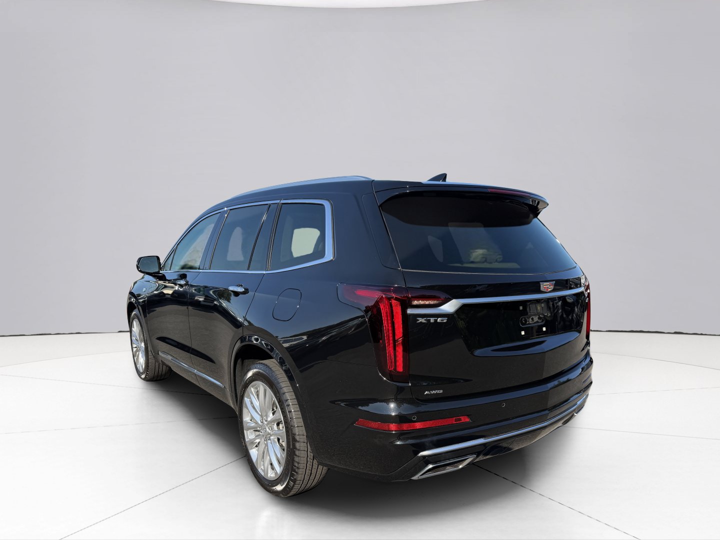 Used 2024 Cadillac XT6 Premium Luxury w/ LPO, Floor Liner Package AWD/4WD image 8