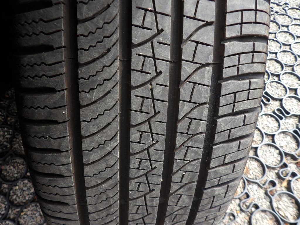 New 2025 Volvo XC40 B5 Ultra w/ Climate Package image 31