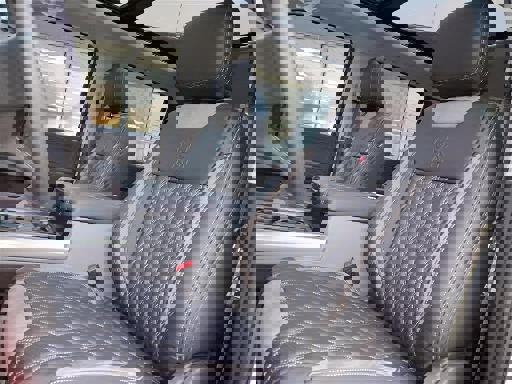 New 2026 Ford F250 XLT w/ XLT Premium Package image 13