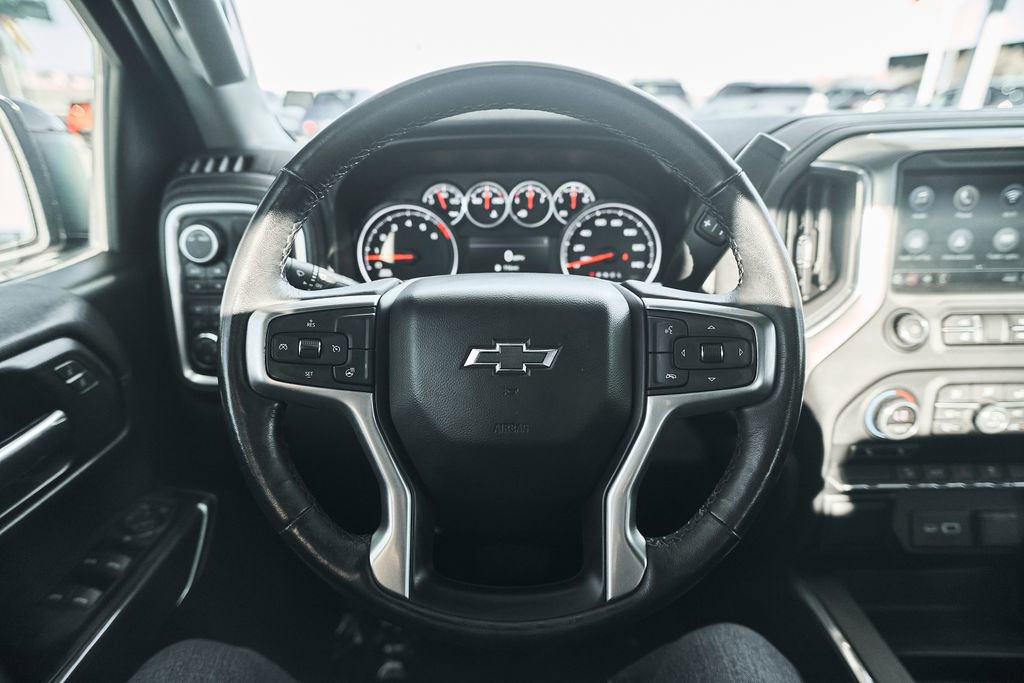 Used 2022 Chevrolet Silverado 1500 RST w/ Z71 Off-Road Package AWD/4WD image 25