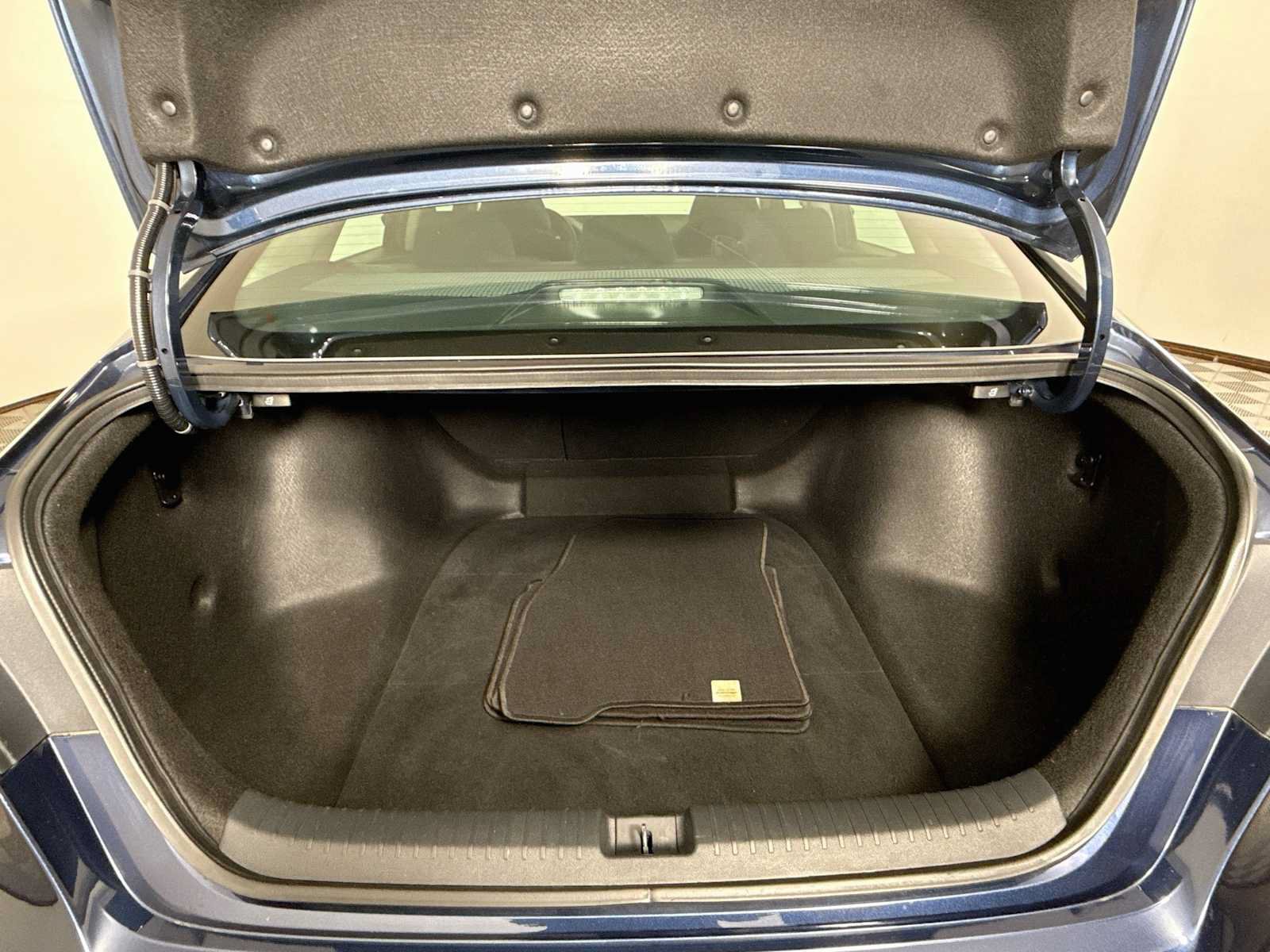 Certified 2024 Honda Accord EX image 25