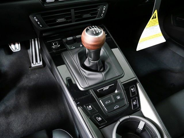 New 2026 Porsche 911 Carrera T image 19