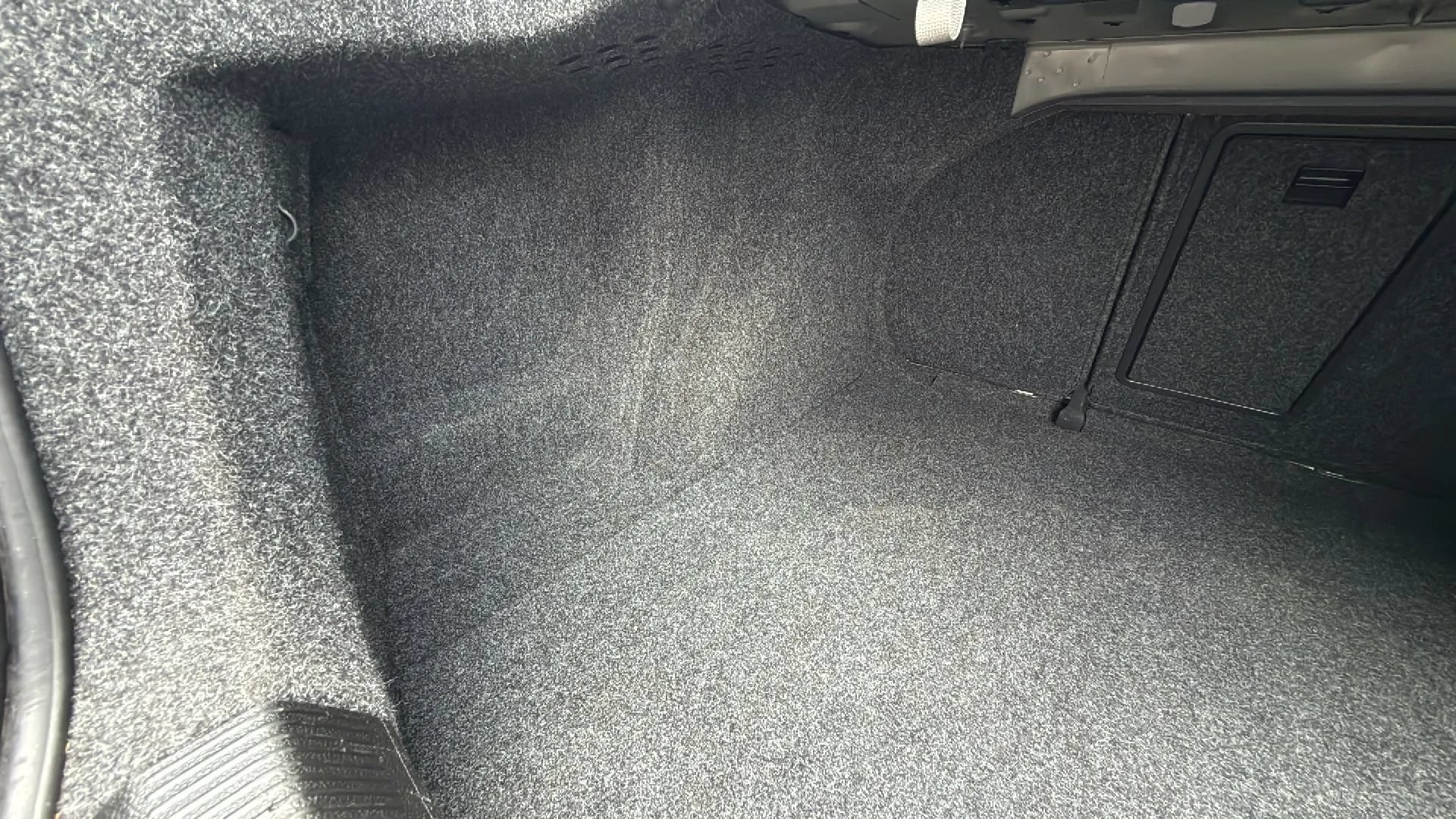 Used 2009 Volkswagen Jetta SE FWD image 29