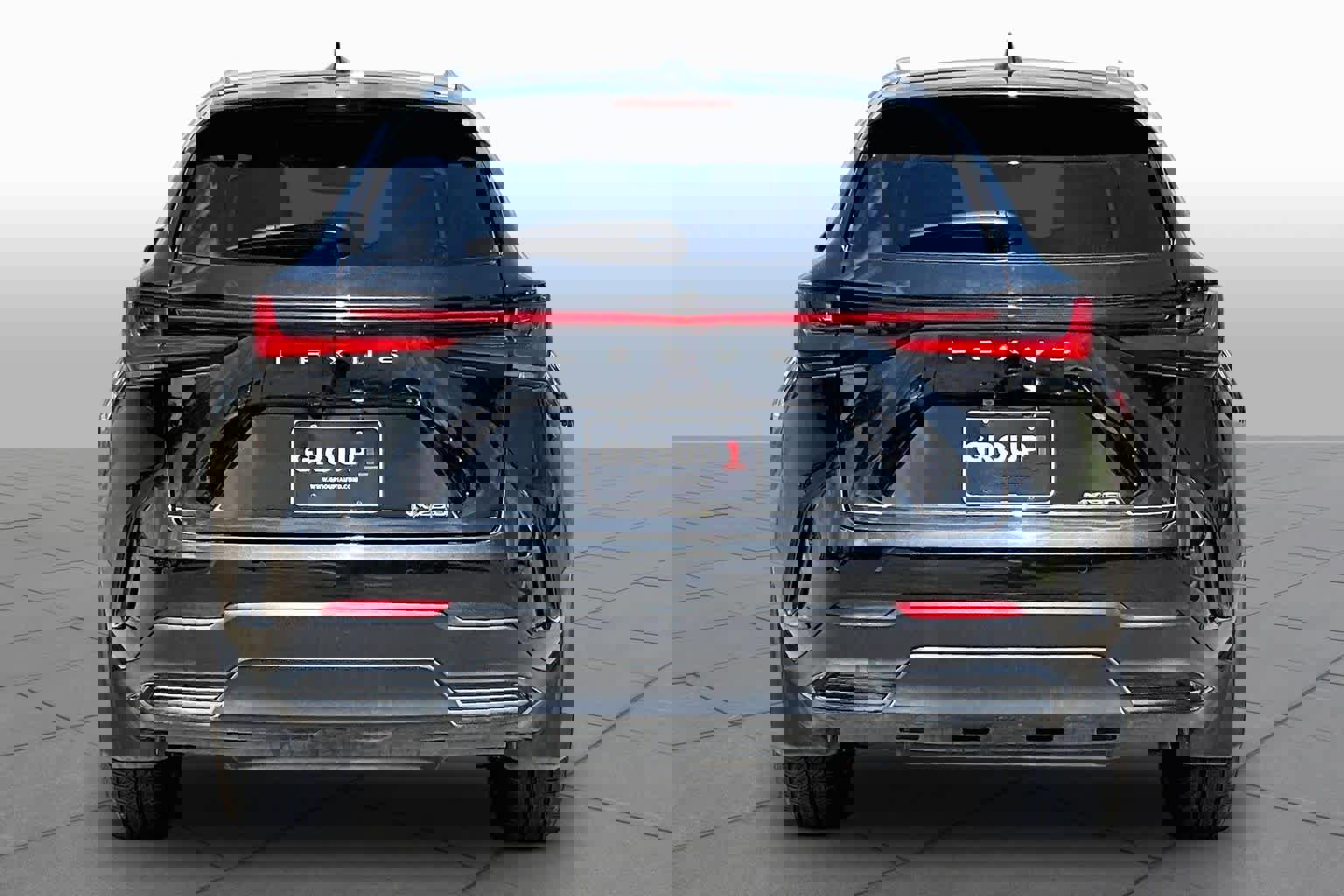 Used 2024 Lexus NX 250 FWD w/ Towing Package (2000 Lbs) image 5