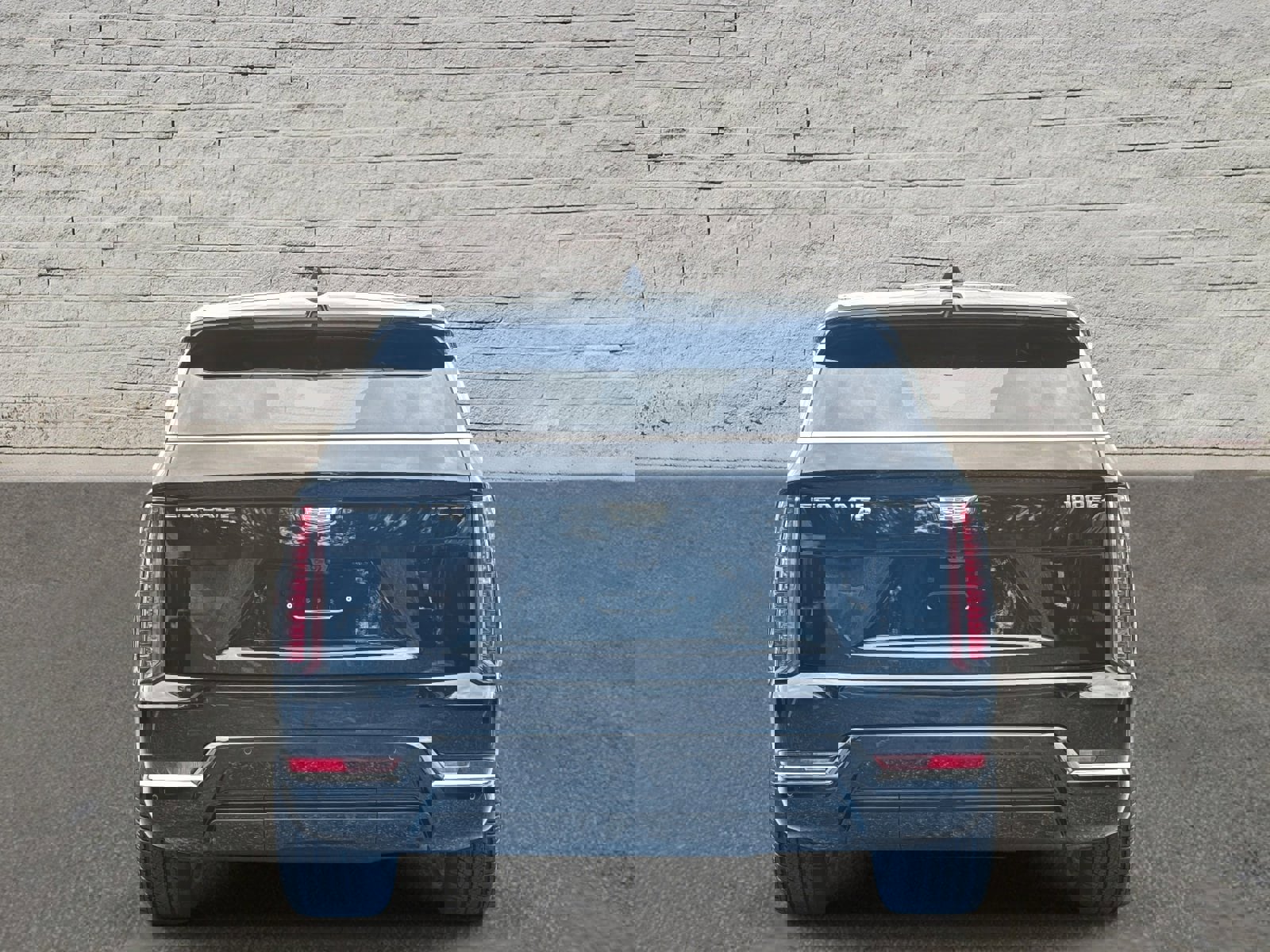 New 2026 Cadillac Escalade IQ Luxury 1 w/ LPO, Floor Liner Package image 4