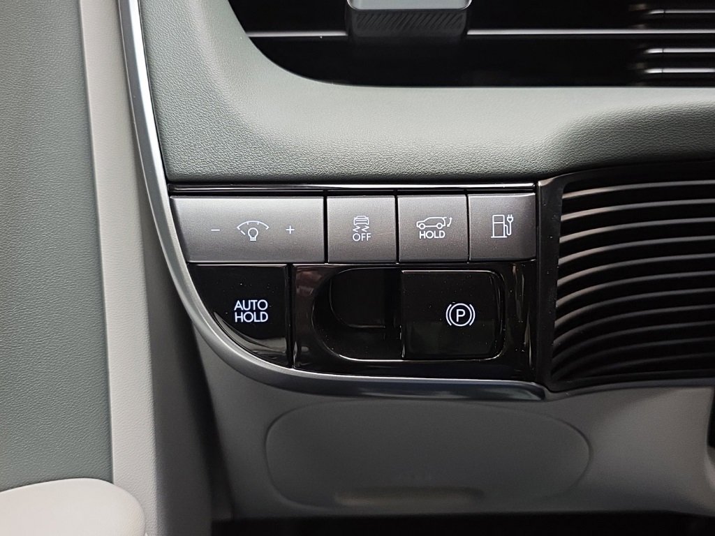 New 2026 Hyundai Ioniq 5 Limited image 27