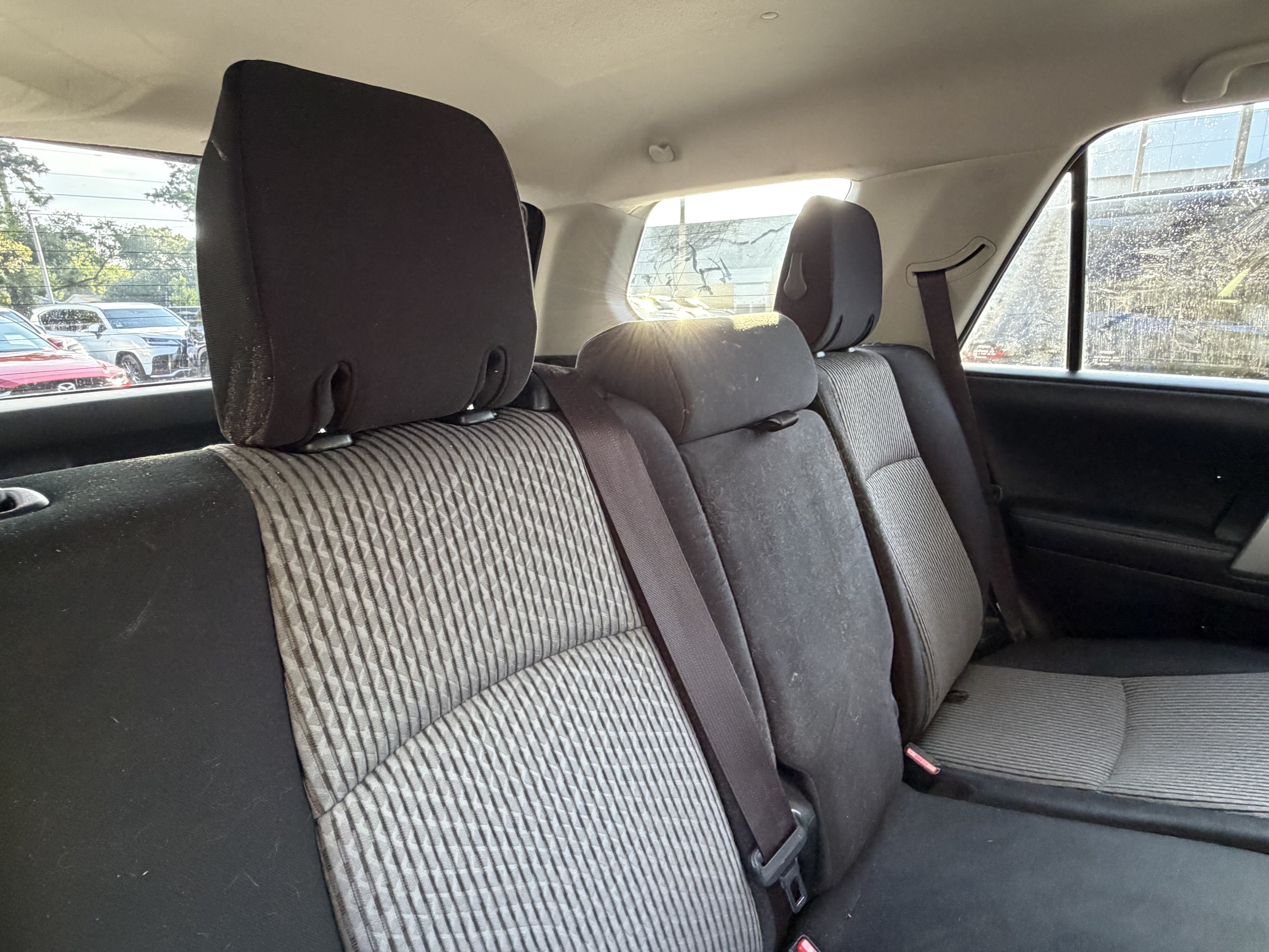Used 2016 Toyota 4Runner SR5 AWD/4WD image 40