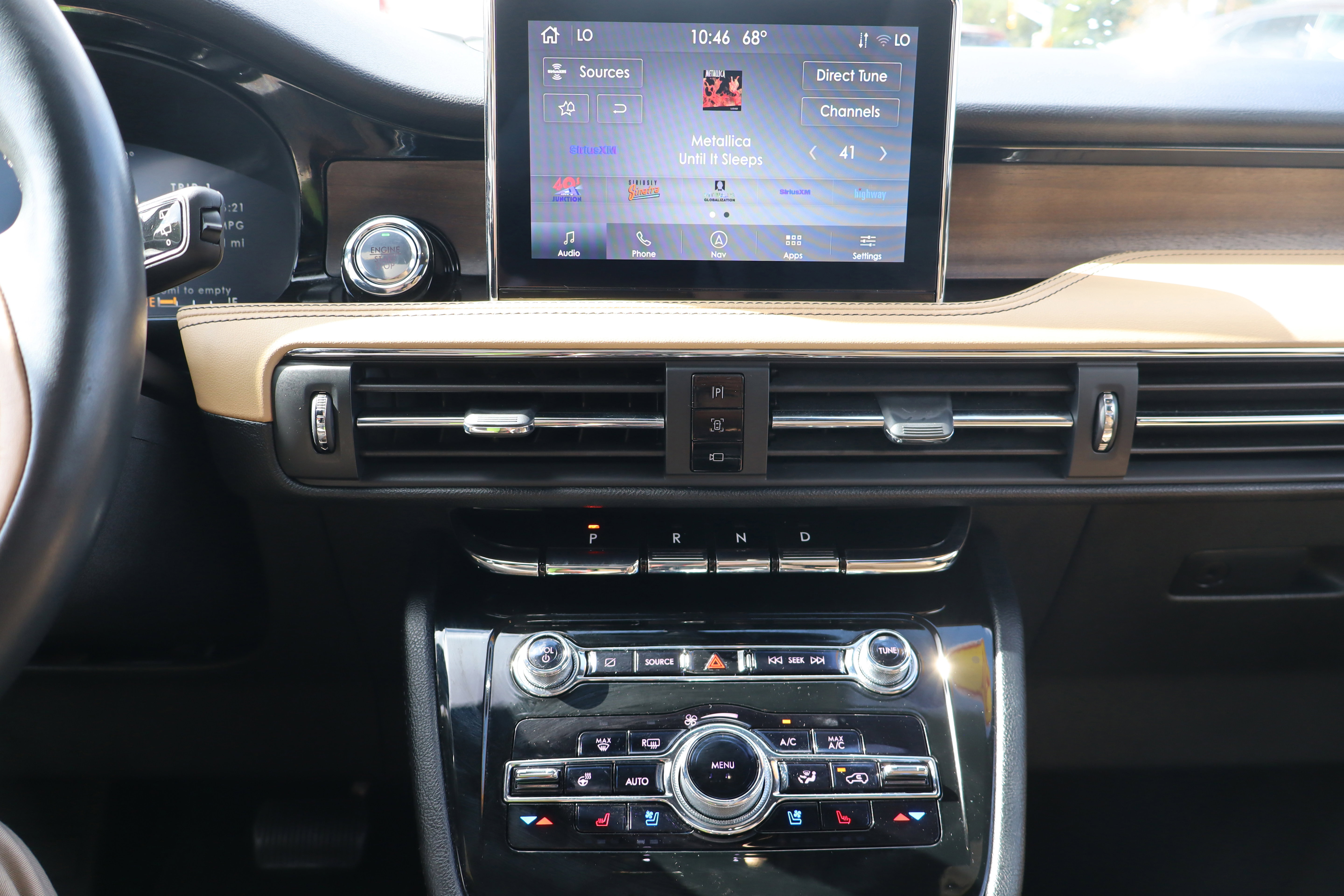 Used 2021 Lincoln Corsair Reserve w/ Equipment Group 201A image 22