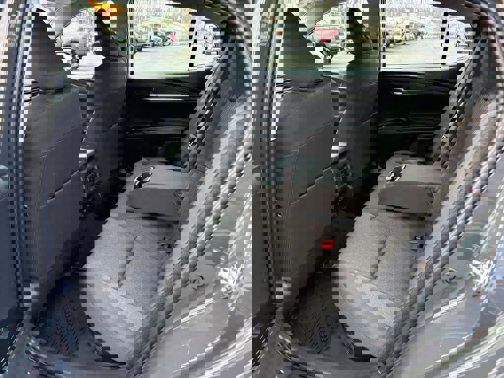 Used 2026 Toyota Camry LE w/ Convenience Package image 10