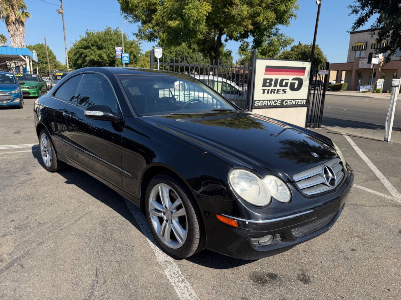 Used 2007 Mercedes-Benz CLK 350 Coupe image 3