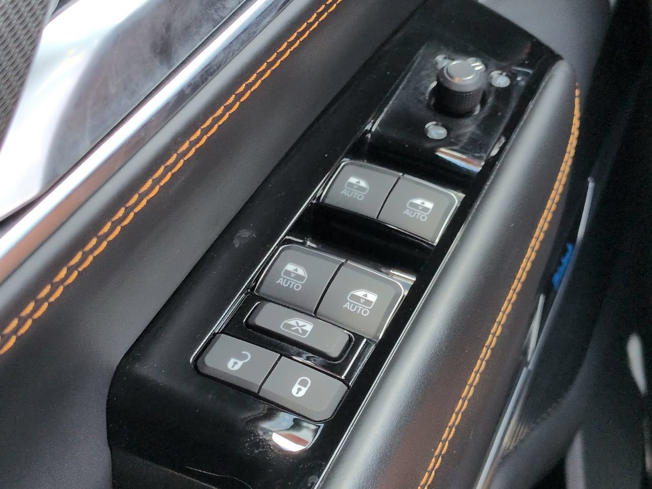 Used 2023 Jeep Grand Wagoneer L Series III w/ Quick Order Packagew 28T AWD/4WD image 26