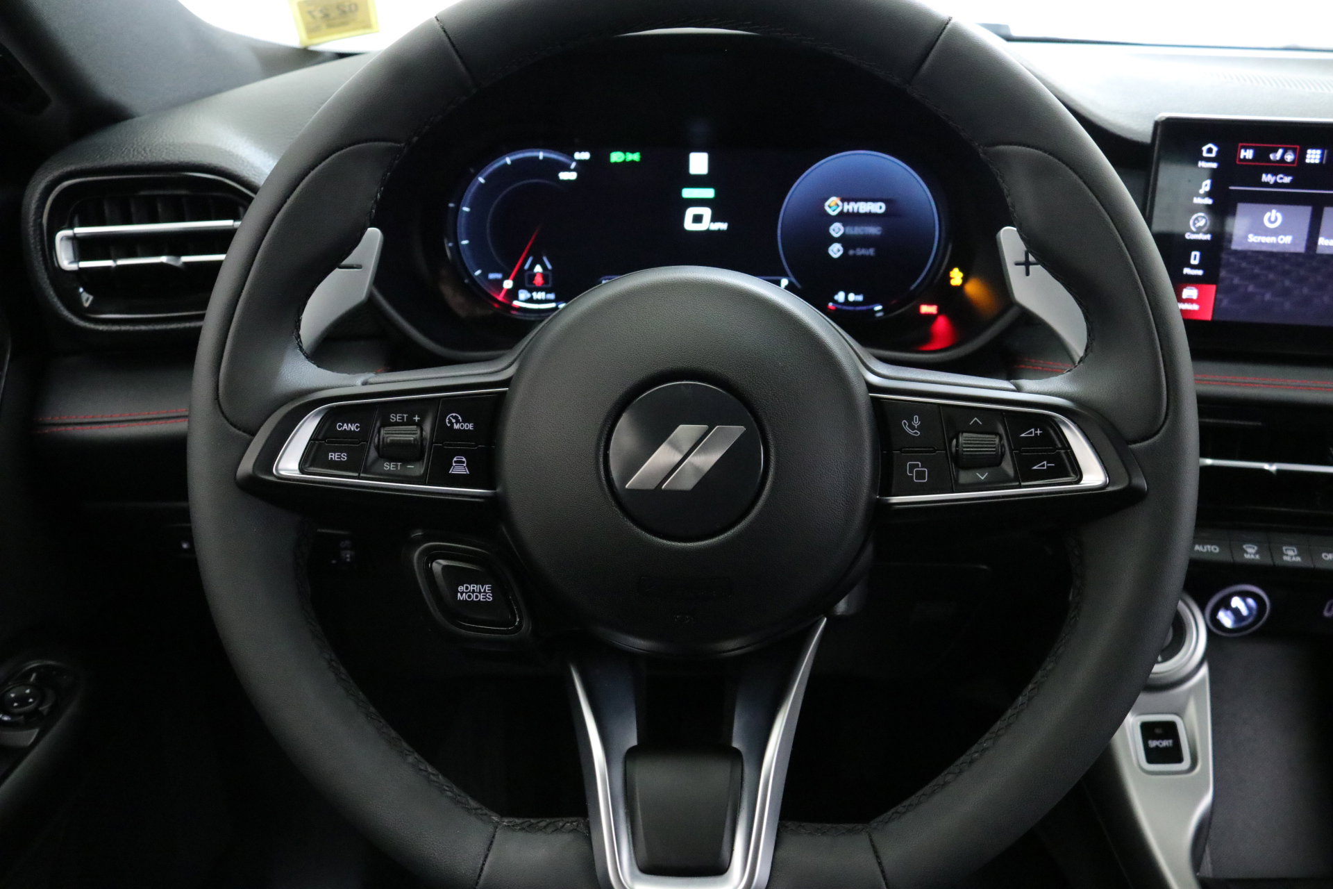 Used 2024 Dodge Hornet R/T w/ R/T Blacktop Package image 13