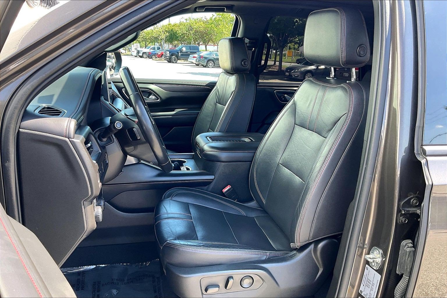 Used 2021 Chevrolet Tahoe RST AWD/4WD image 30