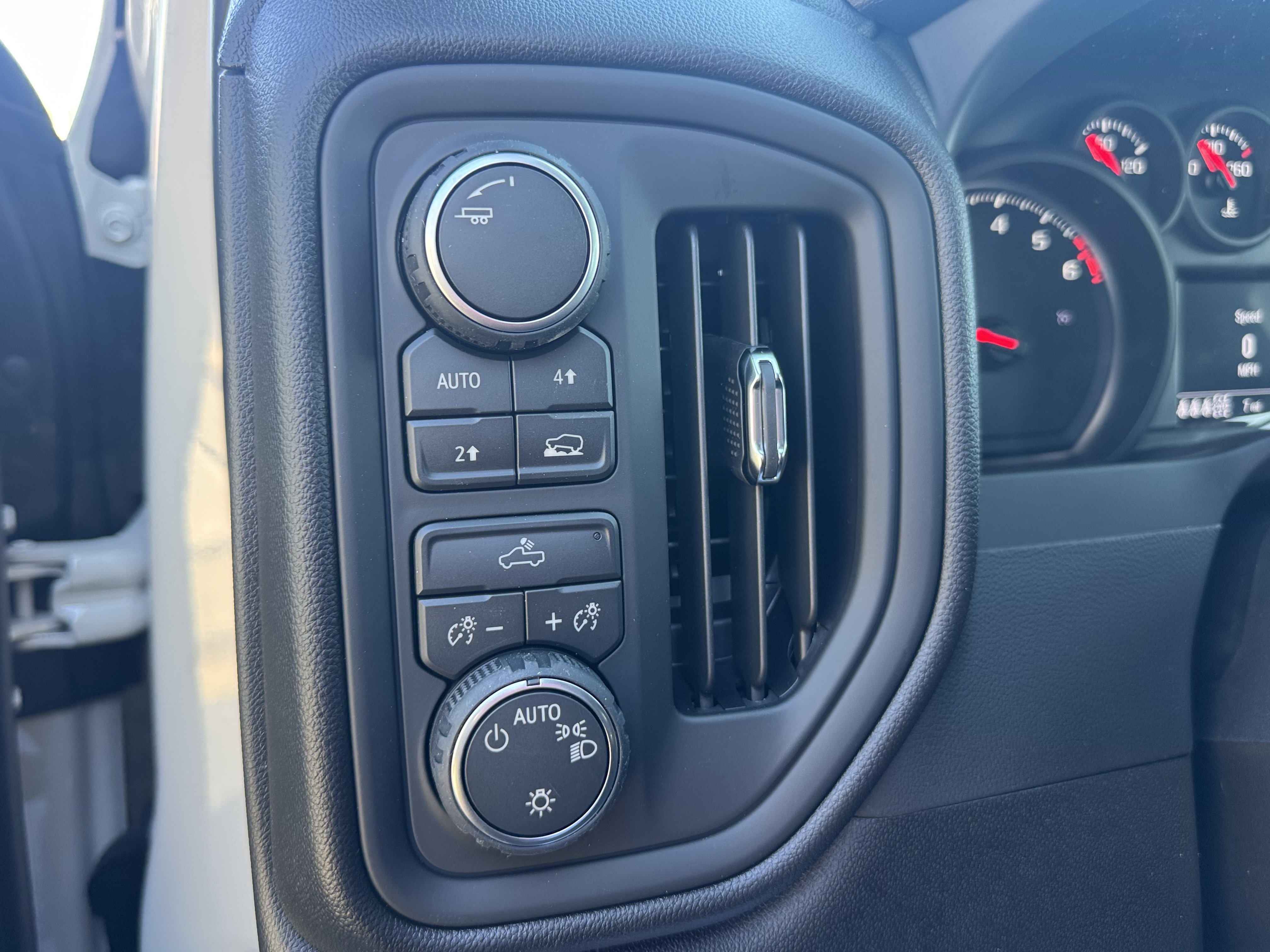 New 2026 Chevrolet Silverado 1500 Custom image 13