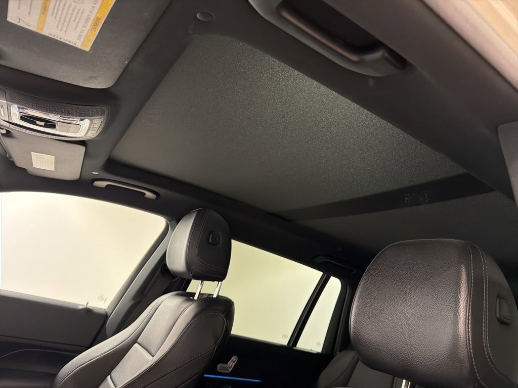 Used 2021 Mercedes-Benz GLS 450 4MATIC image 19