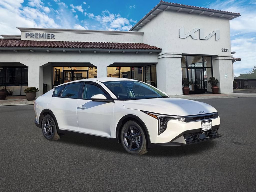 New 2026 Kia K4 FWD image 2