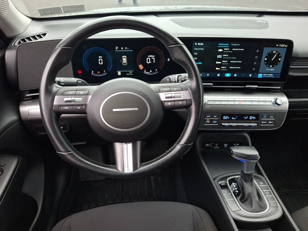Used 2024 Hyundai Kona SEL AWD/4WD image 2