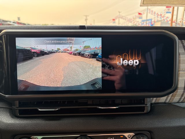 New 2026 Jeep Gladiator Sport AWD/4WD image 15