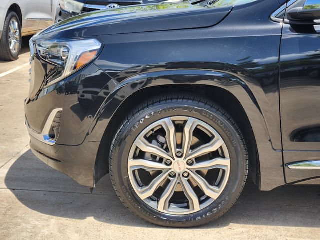 Used 2020 GMC Terrain Denali w/ Denali Premium Package FWD image 8
