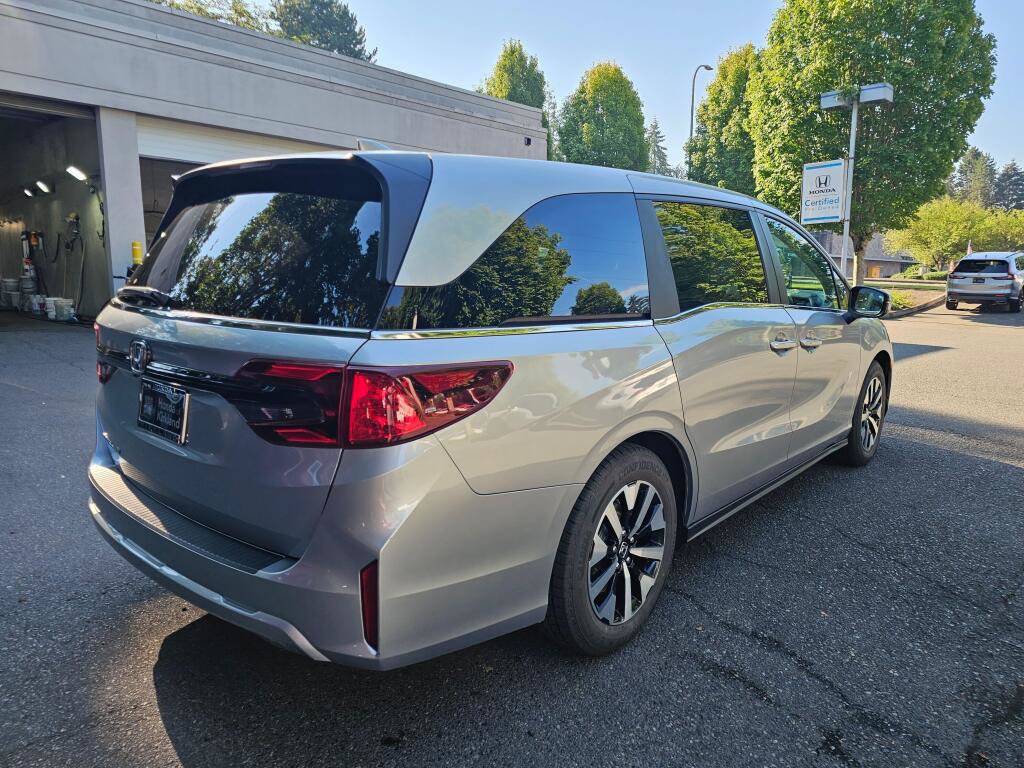 Used 2025 Honda Odyssey EX-L image 7