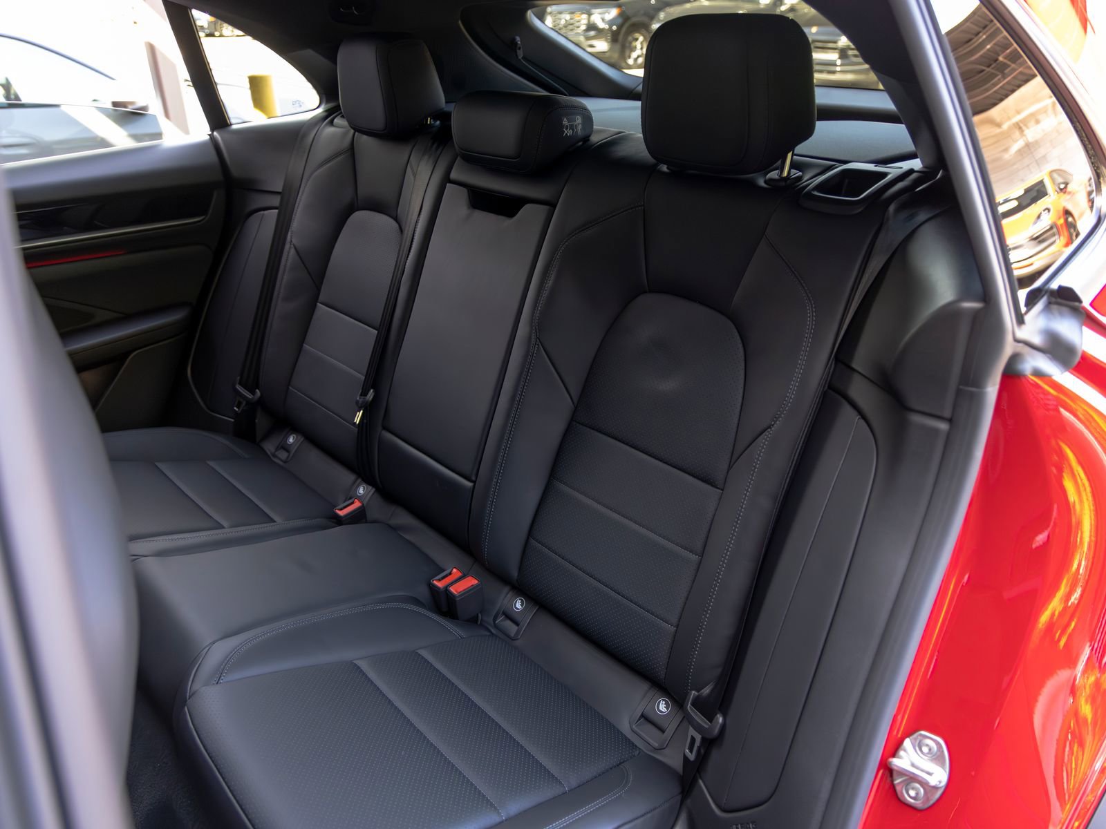 New 2026 Porsche Macan 4 Electric AWD/4WD image 46