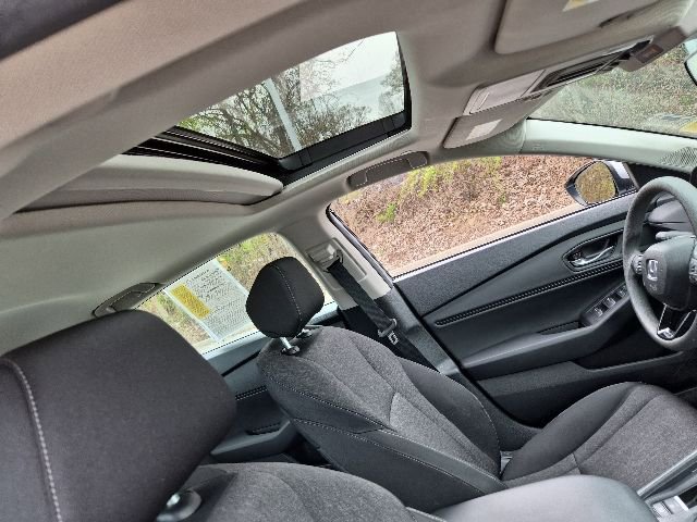 Used 2023 Honda Accord EX image 13