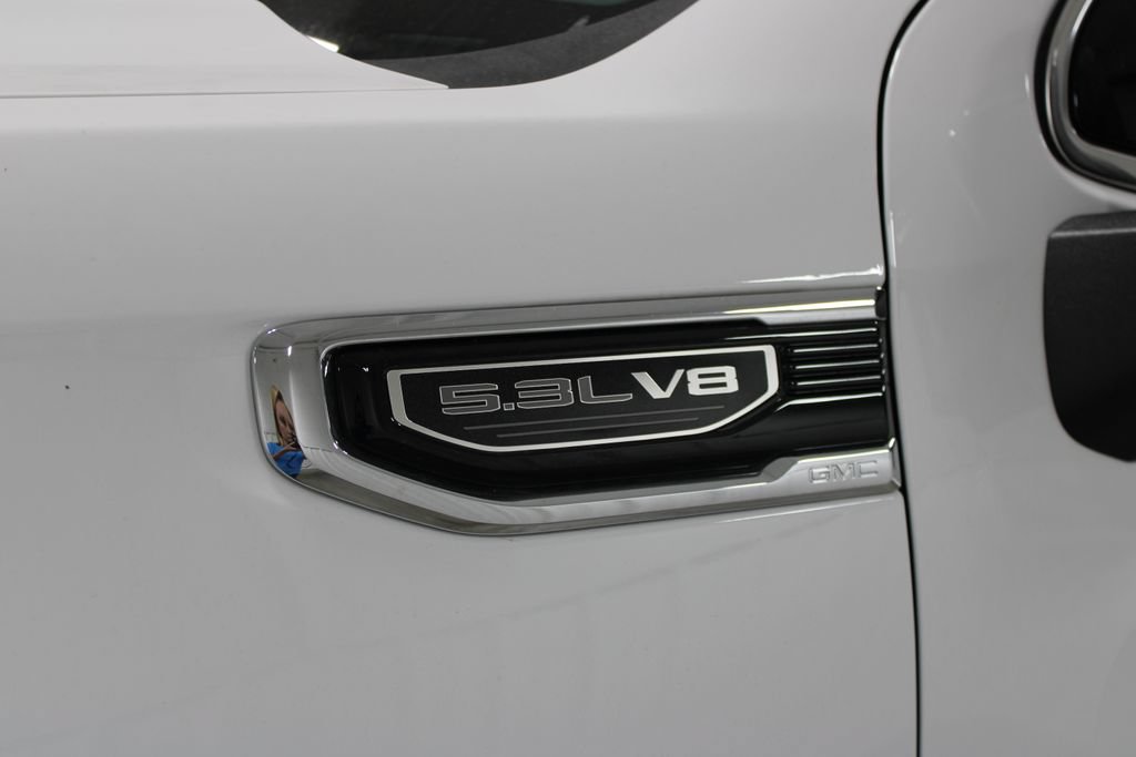 Used 2025 GMC Sierra 1500 SLT AWD/4WD image 14