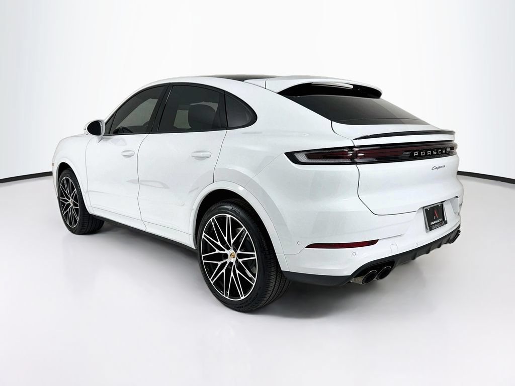 New 2026 Porsche Cayenne Coupe AWD/4WD image 3