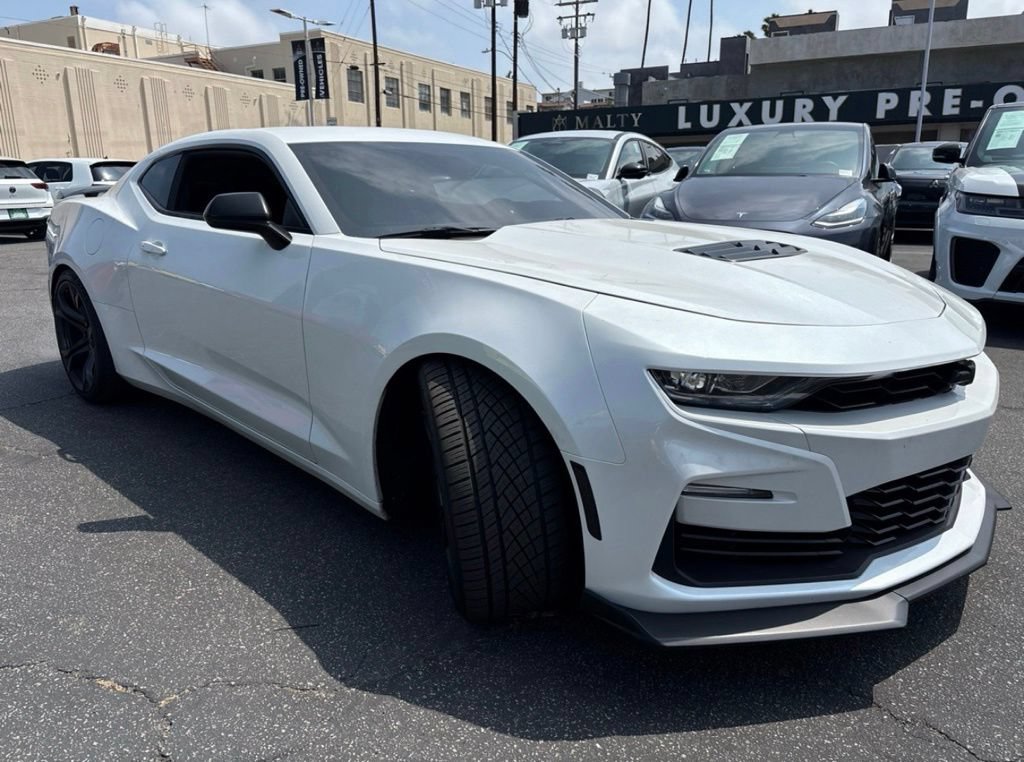 Used 2023 Chevrolet Camaro SS RWD image 3